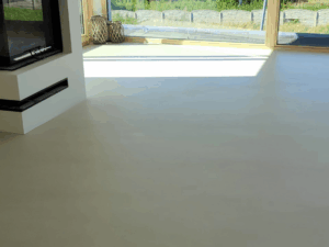 Mikrocement na podłodze – trwałość, styl i łatwa pielęgnacja na lata