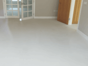 Mikrocement na ogrzewanie podłogowe – komfort, styl i nowoczesność