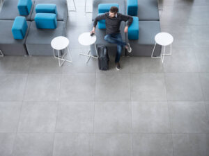 Gres Porcelanowy: Czym Jest i Kiedy Go Stosować?