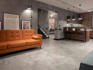 Ile kosztuje mikrocement? Cena za m², co wpływa na koszt i czy warto